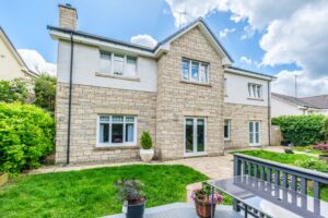 2 Abbotts Court, Dullatur G68 0AP